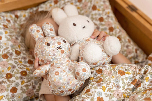 Stofftier Vintage Blumenmuster