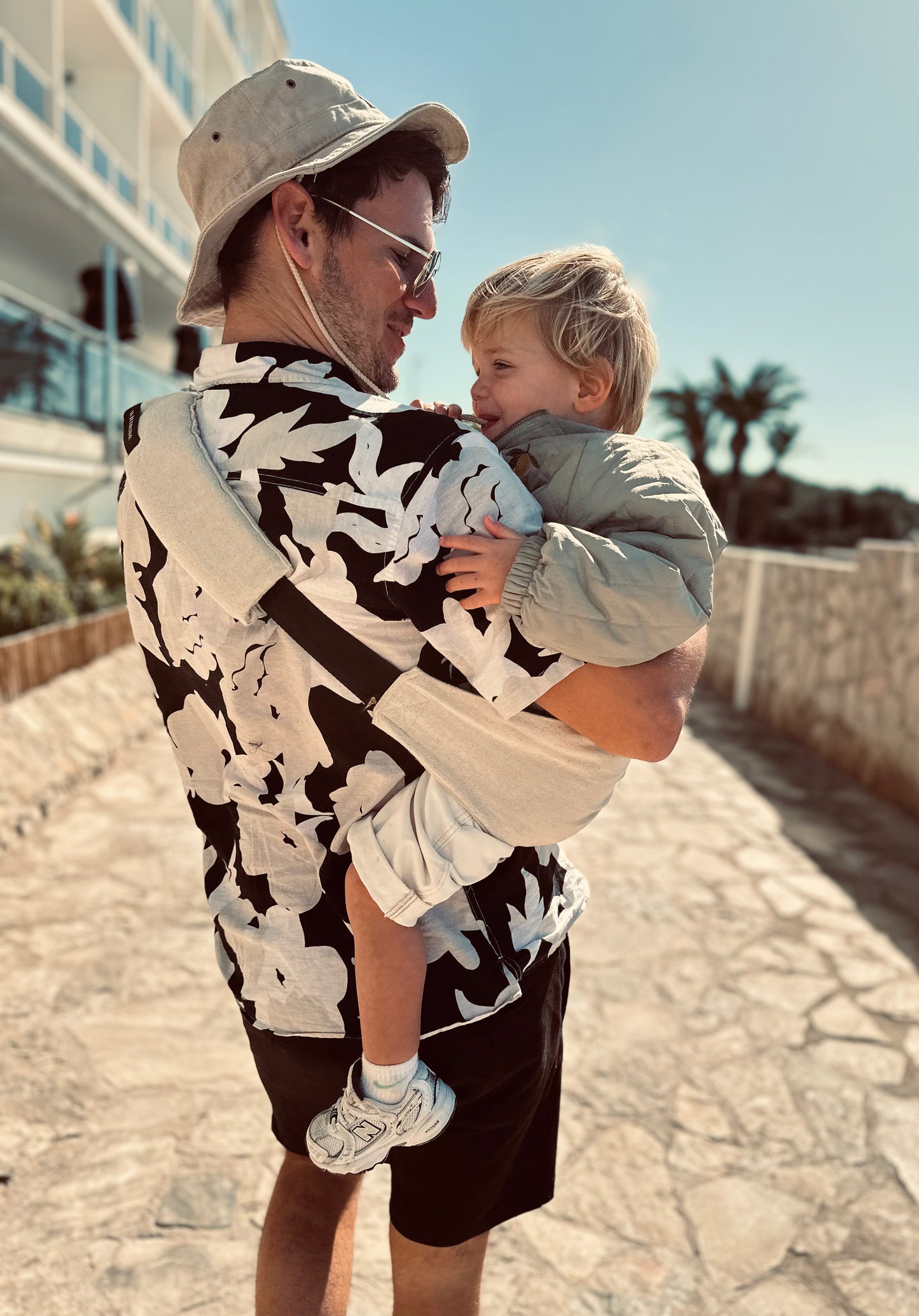 Wildride Kindertrage Sand Linen